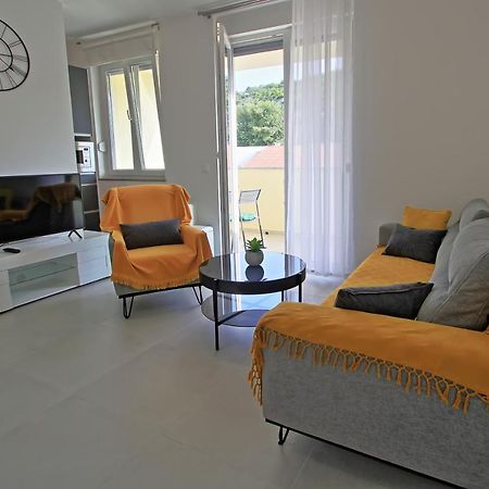 Bonaca Apartment Senj  Ngoại thất bức ảnh