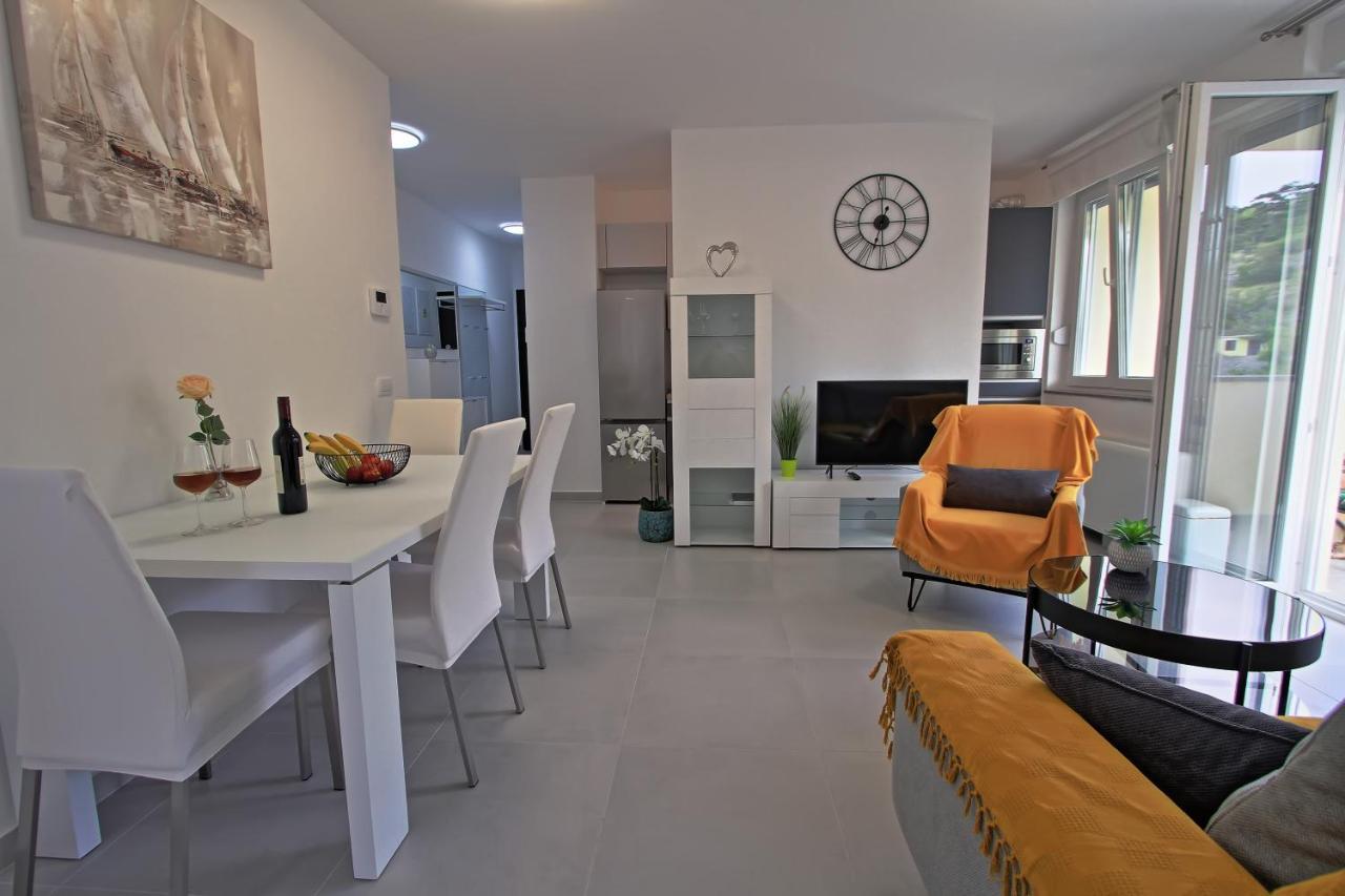 Bonaca Apartment Senj  Ngoại thất bức ảnh